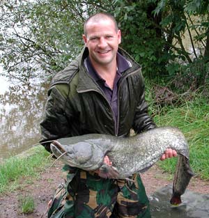 Ken Latchford 30lb 5oz Adams Pool